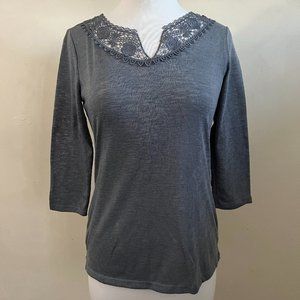New York and Company SoHo Jeans gray top